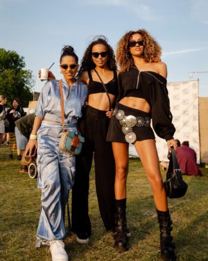 Fola Evans-Akingbola Instagram - Summer’s coming ☀️
📸 x @rioblake