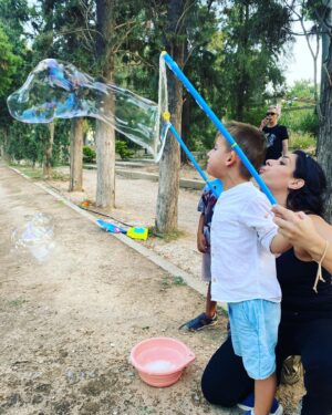 Foteini Atheridou Instagram - 4! Φίλοι , αγάπη , μια όμορφη τούρτα , παιχνίδι , η @luckyy_partyy και τα περάσαμε όμορφα όμορφα ομορφααααα ❤️ @freshpatisserie @mommybecool
