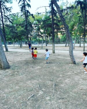 Foteini Atheridou Instagram - 4! Φίλοι , αγάπη , μια όμορφη τούρτα , παιχνίδι , η @luckyy_partyy και τα περάσαμε όμορφα όμορφα ομορφααααα ❤️ @freshpatisserie @mommybecool