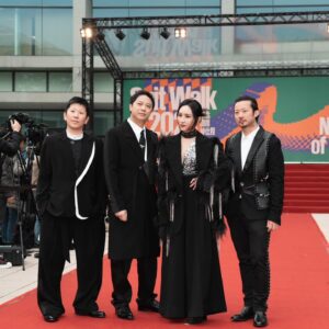 Fran Chen Instagram - 台北，春季常常是陰日。但我們總懂得快樂。

Anyway我們大港開唱見！！！
#法蘭黛 #大港開唱 @gqtaiwan #2024SuitWalk #臺北國際紳仕月

Styling｜@w79420
Hair｜@zin_nico_yeh
Make up｜@clairechengmakeup
Wardrobes｜@bobjian , @vangershoes
Photographer | @a86247530