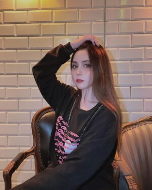 Frances Wu Instagram - ✨你的摩羯女王駕到✨