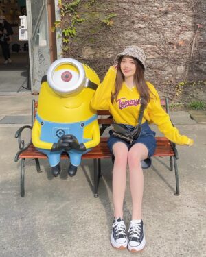 Frances Wu Instagram - 小小兵💛