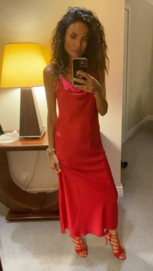 Francesca Antoniotti Instagram - Quand tu aimes ton outfit 💃
