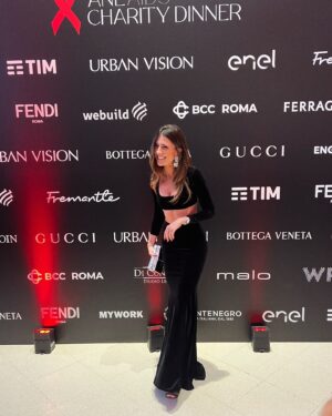 Francesca Valtorta Instagram - Insieme per @anlaids_onlus @anlaids_lazio 💪🏼♥️

Grazie @gianlucademarchi @lorenzodelia 

Abito: gonna top @mahr_store 😍😍😍

#aboutlastnight #anlaids #anlaidslazio #francescavaltorta #together #fight #hiv
