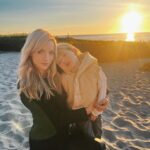 Francesca Eastwood Instagram – I requested a pose for a cute memory with mommy…
