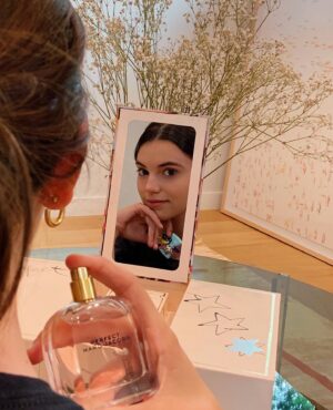 Francesca Reale Instagram - From the creative minds of @rachellynnmatthews and @nicky_spaghetti I give you the most aesthetically pleasing photo ever taken of me, holding a bottle of perfume . 🍒