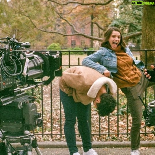 Francesca Reale Instagram - @datingandnewyork is out TODAY in select theaters and on demand! Hope you guys enjoy it! 🥰🗽🥞