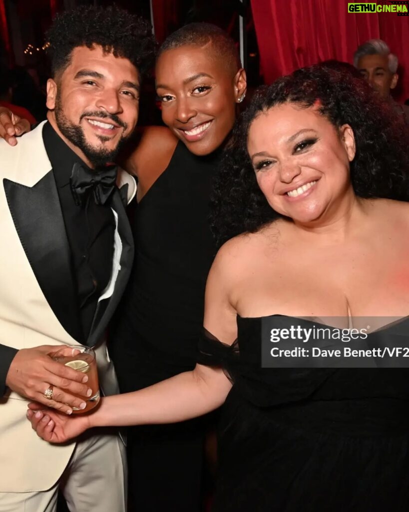 Franchesca Ramsey Instagram - my girl @michellebuteau hosted the #VFOscars red carpet Sunday night & I was lucky enough to be her date 👯‍♀️ real talk, my imposter syndrome was lighting me UP at this party, but thankfully I have amazing friends that remind me I’m exactly where I’m supposed to be ✨