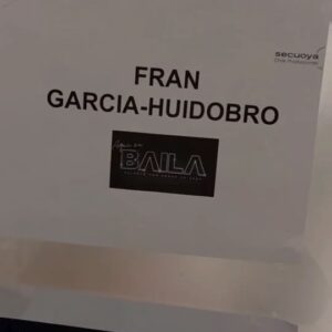 Francisca García-Huidobro Instagram - Y así vivimos la final de un programa que nos cambió y nos alegró a todos!!! ✨️✨️✨️
Gracias!!!!♥️♥️♥️♥️♥️
@aquisebaila13
Y @neilaskatinas @ciakarenconnolly @sergiolagos 

👗 #style @mpazjimenezp 
💄 #makeup @catitaprieto
💇🏻‍♀️ #hair @peluqueria.joseluis