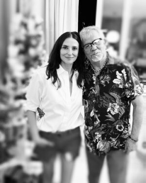 Francisca Gavilán Instagram - Vali está de cumpleaños, mi papi, mi amigo, actor, el gran profe Gavilán y el gran ser humano que es, el mejor abuelo, mi fiel papá. 
Feliz cumpleaños Vali de mi ❤️