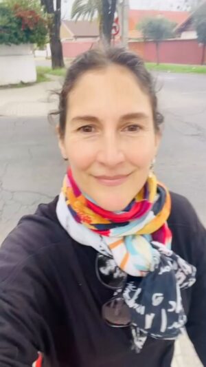 Francisca Imboden Instagram - 🎉Nos estamos preparando para una súper 🎈fiesta de cumpleaños🎂, y nuestra gran amiga Francisca Imboden les recuerda tooodo lo que tendremos para recibirá a la familia, el fin de semana largo. 

🎟️👍27, 28 y 29 Entrada liberada y actividades gratuitas.
🎃Martes 31 liberada con disfraz.
🌲Parque Quinta Verga, Viña del Mar.

🔎Todo el detalle en nuestra web www.artequinvina.cl

#reels #15añosArtequinVina #feriaEmprendimientos #feriadelConocimiento #talleres #espectáculos #musicaenvivo #ViñadelMar