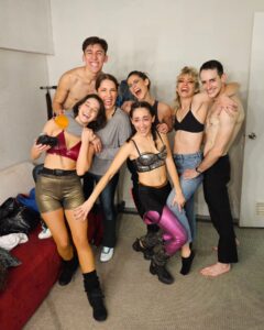 Francisca Walker Instagram - HIT = ❤️‍🔥 No me quedan palabras para decir cuanto los adoro y lo agradecida que estoy de todo este proceso y de cada uno de ustedes. Tanto amor, tanta tanta entrega. Gracias amigos @fjoo76 @nataliagrez @culturacapital @brigittekattan @gabrielrammsy @marianaloyolaruz @viviannedietz @montseballarin @josefinafiebelkorn @joseantonioraffo @andresvelarde. @claudioo.__ @carloagosttini @valeriamorales.v @gabrielrammsy @oddocl @mix.mauro @martin_benavides @javi_vinot @paulabarracepe @maaty @ximeemunoz @ruben_aravena @ricinzunza @danifresard Y todo el equipo de @tm_lascondes