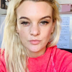 Frankie Shaw Instagram - SIKED to be working w @Cameo! You know the drill, you can request a personalized video message from me where ALL the $$ goes to @actblueorg in support of @raphaelwarnock and @jonossoff for the Georgia Senate runoffs.  And Ma, buy my cameo, I miss you and I’m WICKED cheap. 💞💞. (http://www.cameo.com/frankieshaw)