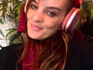 Frankie Shaw Instagram - Started the day by going on a walk. My heart felt full. My eyes were clear. It’s almost like it was Friday night and the lights were on and I couldn’t lose. 

I found a tiny bookstore in Brooklyn and in the back was one copy of FILM KOREA. What luck!! So I sat in a cafe and read about the very first Korean woman filmmaker and how she directed THE WIDOW with her infant tied to her back!

Then things happened in the middle like dinner with people I care about and laughing with clara while I did my makeup and she explained why she’s going to be single forever. Oh also a giant delivery of black and white cookies from my boys in La.

I ended  the day in a dark theater watching Aubrey mother fucking plaza smash in her play. AND I MEAN SMASH! She was electric. He was too. When the lights came up, the only thing I wanted, was more. 

#perfectday #luckygirl #fullheartscleareyescantlose