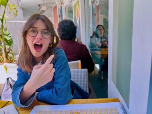 Frankie Shaw Instagram - A few years ago after watching memories of murder a few dozen times i went out and got a tattoo of director Bong . His tone / mix genres / humor
/ satire / humanity / insanity / hapless hero at the center speaks deeeeeep to my soul. 

Highlight of 2022 was a lovely lunch with the genius talent that is @daisyedgarjones and who was sitting behind us but the legend himself.  When I showed him the tat he bowled over laughing. “I’m so much skinnier there!” Iconic response from an iconic guy. 

My family really hit it out of the park this Hanukkah   Xmas. 

Happy Bong Joon Ho-lidays to you and yours!!!