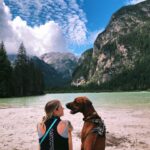 Franziska Böhler Instagram – Wenn der Teenie größer ist als DU✨
#pares 
Mein bester Freund
…mein Lebensretter….
(…das zweite Buch kommt….✨)
Grüße aus Südtirol ✨
#berge #dolomiti #dolomiten #bergliebe #familie #urlaub #dog #dogoftheday #dogsofinstagram #ridge #ridgeback #rhodesianridgeback #urlaubmithund #ziemlichbestefreunde #auszeit #wandern #familytime #natur #mountains #liebe