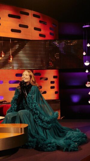 Freya Ridings Instagram - I can’t believe it’s been a whole year since I performed Weekends on @thegrahamnortonshowofficial 💫 Still in love with this beautiful blue dress styled by @karl_willett 😍 What a wonderful experience 🎤❤️