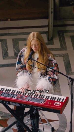 Freya Ridings Instagram - I’ve just come across this video from last year 🥹 Throwback to performing Castles and some tracks from Blood Orange in the magical winter garden of the Jacquemart André Museum in Paris with @livemeifyoucan ❤️🏰✨