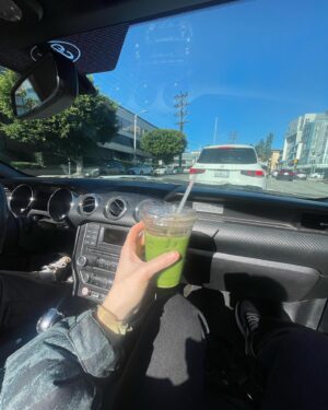 Freya Ridings Instagram - Our first 10 days in L.A ☀️🇺🇸

1. Walking home through Santa Monica at sunset after an amazing day in the studio 🌴

2. Working with the incredible @ricknowels just sat at the piano like the good old days 🎶 

3. Resonated with this song4u license Plate 🚙 

4. Sunshine and palm tree's... surreal in January ☀️

5. Matcha and vanilla almond milk in the car (thanks for all the great recommendations) I'm a green tea girl always 🍵 

6. Happy Bunny 🐰 

7. @goopkitchen Chinese chicken salad 🥗 10/10 

8. Shades 😎 and 50 Spf

9. Amazing late night street tacos 🌮 @aztecatacos 

10. Found my beloved @teapigs 🫖 in L.A (Guess i didn't have to pack one whole suitcase of Mao Feng green tea just i case they didn't have them here!!)