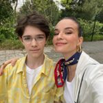Funda Güray Instagram - bişi dicem Ajda Pekkan’la şarkı bile söyledim daha nolsunnnn darısı Mayıs’ın başına belki bir Tarkan ?? 😂 Nisan ayı özeti; 1- fotonun içsıkıntısı var 3 saate eve zor gittim 2- benim fantastik dörtlüm 3- Ajda’yı en önden izlemek için verdiğimiz çabamıza sağlık 💕 4- en çok eğlendiğim o an 5- Bodrum sahil ( siz yine de bostancı sahil diyebilirsiniz) 🌴 6- Gümüşlük ayıp ama bu nasıl bir gün batımı 7-Aşkımla zoraki foto çekme geleneğim 💕 8- @fulyazenginer cım neyi kutluyoduk biz 🍾 9- Alaçatı ot festivalinin çiçeği kalmış 10- my fam 🫶