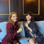 Göksel Instagram - Bir başka aleme gittik ve döndük…Yarın bambaşka bir aleme doğru uçuyoruz. Dubai ✈️Diyarbakır @bayhanproduksiyon