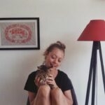 Gözde Kaya Instagram - Bu fotoğrafı Neco cekmisti. Pandemi zamanı. 6 ay önce Aang gitti, bugun de Neco. Ikisinin anısına.. 🤍