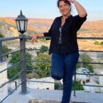 Gülçin Hatıhan Instagram - Kapadokya’ya özlemle.. Hayırlı cumalar, şahane haftasonları herkese.. 💖