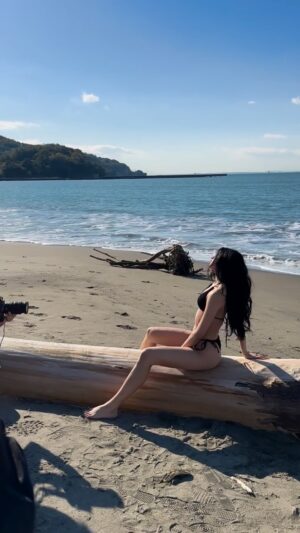 Gabby Instagram - Island living🐚🩵

Mendin' all her gashes 24/7.x