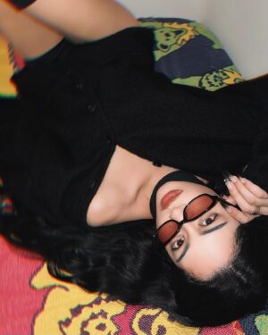 Gabby Instagram - LOVELIGHT🩰🖤
