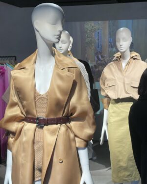 Gabby Instagram - @maxmara SS24 Collection🧸🤍

#maxmara #sportmax
#maxandco #pr #ss24