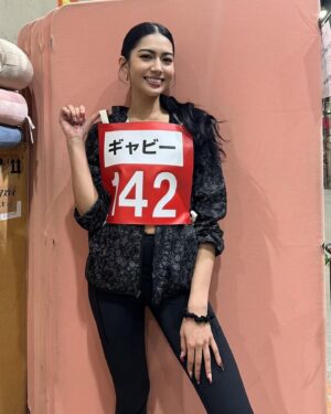 Gabby Instagram - オールスター感謝祭ありがとうございます😭❤️‍🔥
気合いと皆の応援のお陰で4.5キロ走り切れました🔥🔥

たくさんの声が温かくて、本当に力になりました！
ありがとうございます🫂❤️‍🔥

女子の中で1位でしたが本当は優勝したかったくらいでした。悔しい！！
これからも何事も諦めずに頑張っていきたいです🙏

走り切れた達成感と明日の写真集のイベントでみんなに堂々と会いたかったから、気持ちよくイベント迎えられそうです🥰 明日会えるの楽しみだよ❣️
love u~🫂❤️‍🔥

#オールスター感謝祭