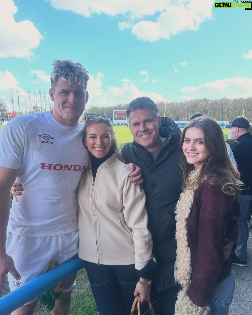 Gabby Logan Instagram - First bank holiday of 2024 🌟 @reuben_logan and @loislogansj loved watching you compete 🙌🏻 And @christineyorathdesign thank you for the excellent t shirt 🙏🏻