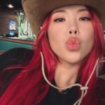 Gabee Instagram - 빨간머리, 안녕! 🌹