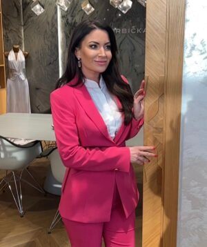 Gabriela Partyšová Instagram - Děkuji za pozvání na akci @korbicka_sperky s charitativním přesahem @fondproni  @chantall.cz  @chantall.sk