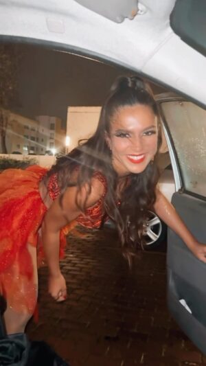 Gabriela Santana Instagram - de gelo ao fogo em segundos