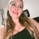 Gabriela Carrillo Instagram - Vivamos la armonía del amor!!! 💓💓💓