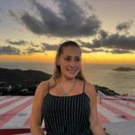 Gabriela Carrillo Instagram - Que hermoso atardecer! 🌅