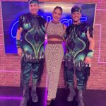 Gabriela Carrillo Instagram - Que bonito programa el de @nochedereinas.bandamax acompañada de el maestro @rogeliotorrescuisillos y @chamukincuisillos2322 de la @cuisillosoficial