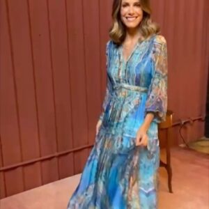 Gabriela Dias Instagram - Behind the scenes of my latest modeling job! It was such a pleasure to work with an amazing team of women. #HappyWomensDay to all of us! •
Nos bastidores do meu último trabalho como modelo! Foi um prazer trabalhar com uma equipe incrível de mulheres. #FelizDiaInternacionalDaMulher para todas nós!
