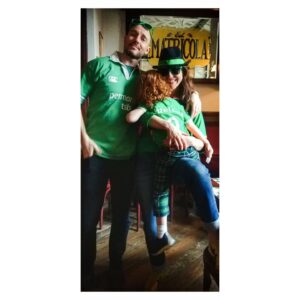 Gabriella Pession Instagram - Happy Paddy’s day….in ritardo 🙈☘️
#saintpatricksday 
#irish 
#loveireland 
#ireland 
#sanpatrick
@richardfloodofficial 🍀❤️