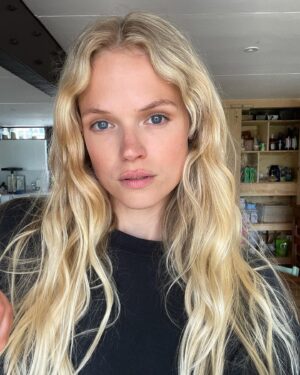Gabriella Wilde Instagram - Blonde waves for todays shoot.