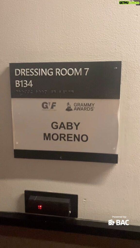 Gaby Moreno Instagram - Un recap de lo que fue cantar y recibir el premio en los Grammys!!! Muchísimas gracias por todos los mensajes y comentarios tan lindos que me han enviado. Seguimos celebrando este honor tan grande! 🥹🙏🏼❤️