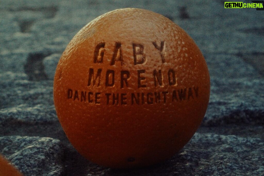 Gaby Moreno Instagram - “Dance The Night Away” video out now!! 🍊🧡🍊 File this under things that happen when you have a couple of days off during Latin Grammy week in Sevilla! My first time there so I couldn’t pass up the opportunity to film something in that magical city. Beautifully directed by @joseph_ros Production co. @smartfactoryworld Producer: @mdelarr Cinematography: @edu_saenz93 @calamardojo Editor: Joseph Ros Colorist: Edu Sáenz Featuring @samuelsevillaswing 👞
