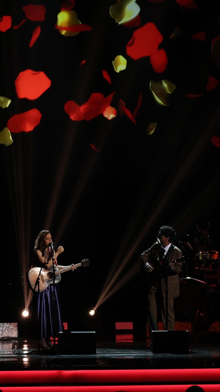 Gaby Moreno Instagram - Will be dreaming about this #GRAMMYs performance for a long time. ✨ #GabyMoreno & #DavidAguilar perform “Luna de Xelajú” at the #GRAMMYPremiere Ceremony.