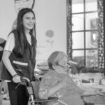 Gaby Warouw Instagram - Berbagi adalah bentuk terbaik dari mensyukuri apa yang kita miliki. Seneng kemarin acara bersama Opa dan Oma di Panti Jompo berjalan dengan lancar. Dana yang kalian salurkan lewat aku dan @kitabisacom untuk Opa Oma sudah sampai ke pada mereka. Terharu kemarin ngeliat Opa Oma pada seneng huhuhu, semoga apa yang kita berikan buat Opa Oma bermanfaat untuk mereka yaa. Amin. Terima kasih sudah mengobati rasa rinduku pada Oma ku. Terima kasih juga untuk semua orang yang sudah berpartisipasi, mulai dari yang ikut penggalangan dana, kakak-kakak @voluntrip.kitabisa, teman-teman yang ikut acara kemarin, dan semua orang yang tidak dapat aku sebutkan satu per satu. Semoga banyak hal baik datang ke dalam hidup kalian juga. Jangan pernah lelah menjadi orang baik ya 🤗