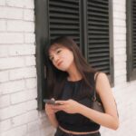 Gaby Warouw Instagram - Masih anak sekolah