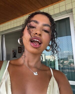 Gabz Instagram - eu sou logo a pura 🦢