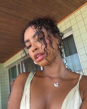 Gabz Instagram - eu sou logo a pura 🦢