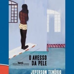 Gabz Instagram - Leiam O Avesso Da Pele, acho que o que mais me pega na estrutura racista é que ela é cruel ao ponto de sair da pele e atravessar toda nossa construção de mundo, o que a gente sente e o quanto sente, o que sentem por nós e isso a gente não parece nem perto de discutir sobre. Minha missão mesmo antes de ler isso tem sido inventar o amor (como diz Rico Dalassam) tenho aprendido isso de afeto com Oxum e acredito feito uma boba que o afeto que irá nos salvar mas não o afeto vazio, um afeto cheio, um afeto honesto, um afeto de quem sabe quem é e de onde é de onde veio, um afeto de quem não tem medo de olhar pra a feridas e pros abismos internos, um afeto que não aceita o desamor. Obrigada por esse trecho, sigo preservando debaixo da pele, no avesso, onde sou pesssoa, pessoa antes de mulata, essa daí fui em quem disse num tal slam e sigo nessa procura pra sempre. ❤️