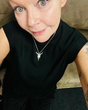 Gail Porter Instagram - Stage o’clock x  have a lovely evening x